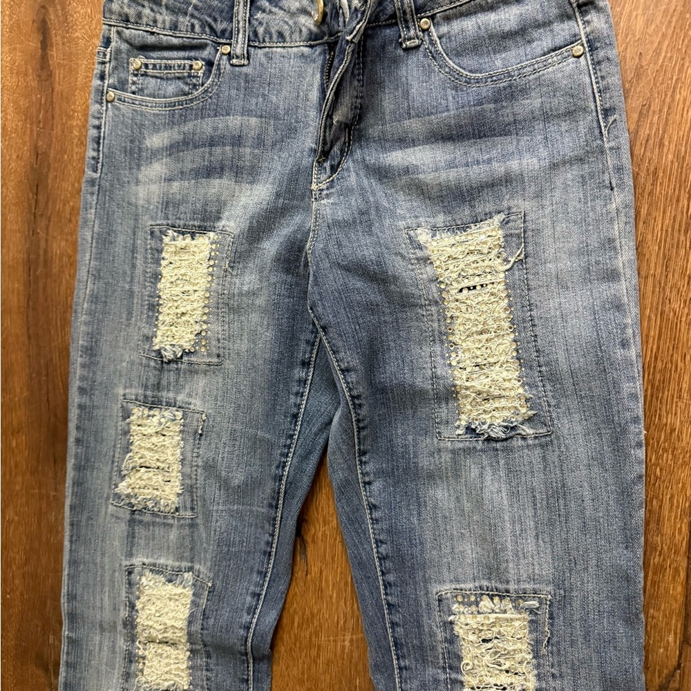 Cache Distressed Boot Cut Rhinestone Jeans- Size 6 - Picture 2 of 16